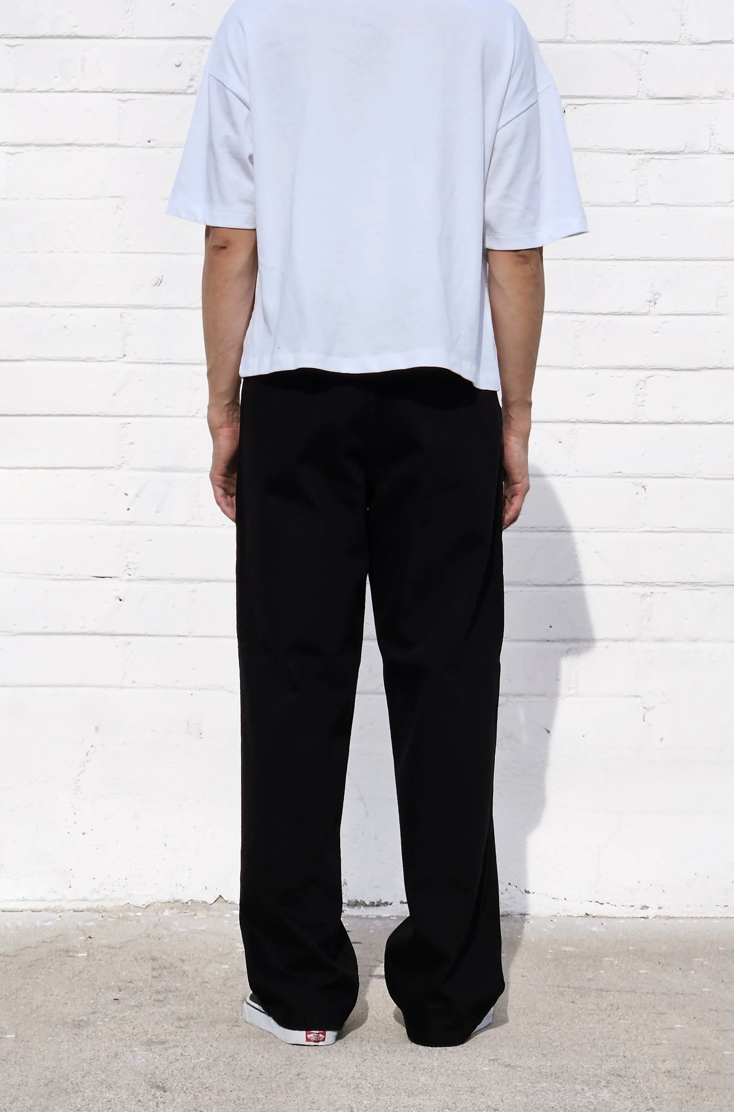 black-baggy-bull-denim-chino-pants-mens-casual-streetwear-outfit-inspo.jpg