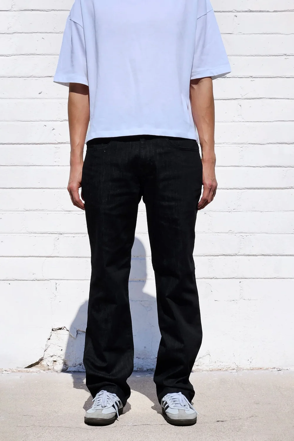 Washed Black Relaxed Fit Jeans – 90s Loose Straight Leg Denim for