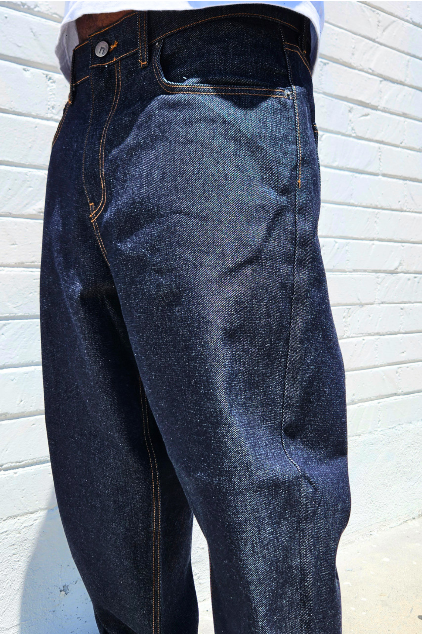 neo-blue-super-dark-raw-denim-jeans-detail.png