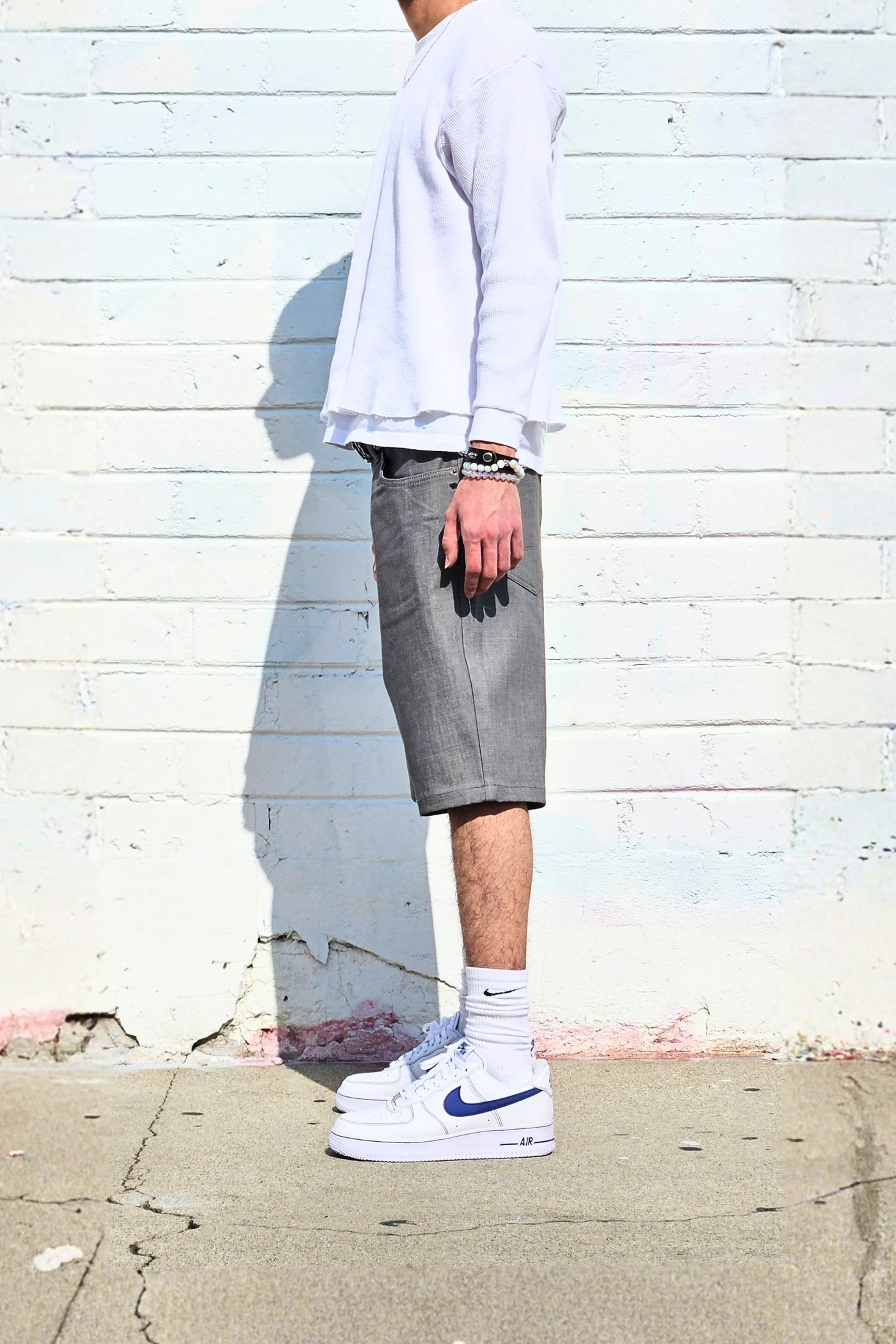 raw-denim-light-grey-bermuda-shorts-mens-casual-street-daily-essential.png