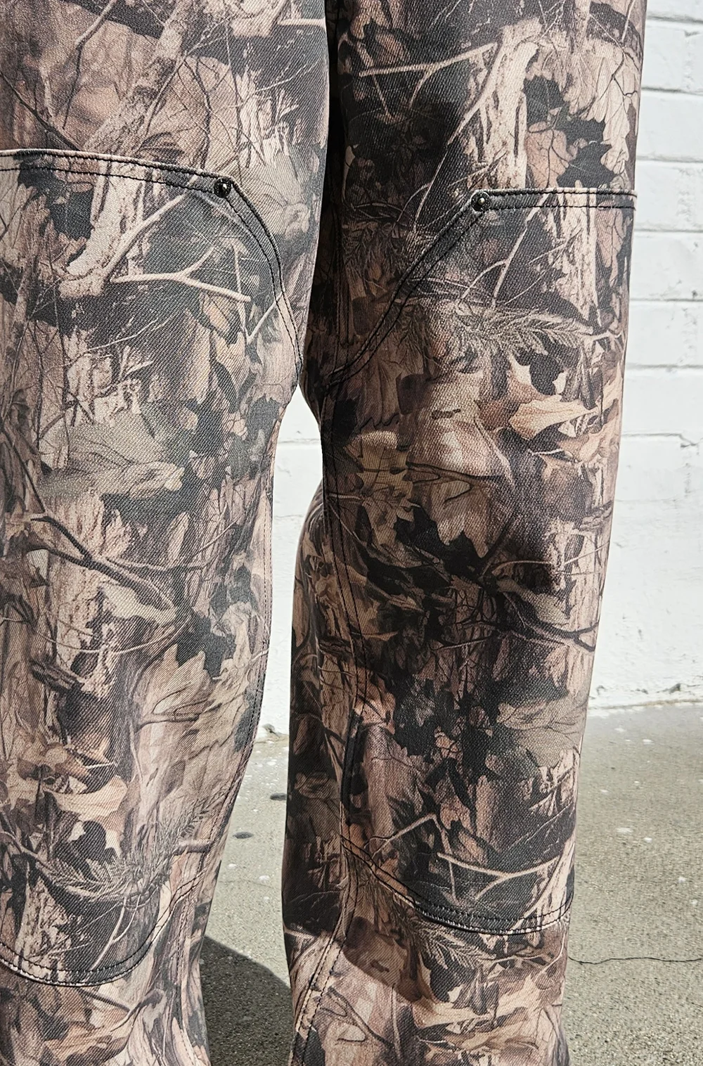 Super Baggy Double Knee Dark Camo Jeans — Neo Blue Jeans – Made-in 