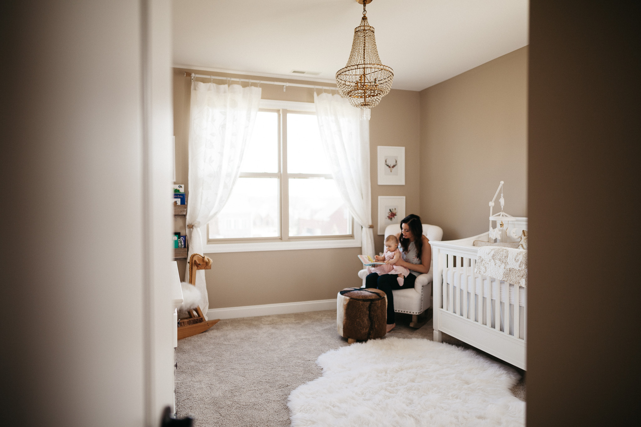 thomas wywrot photography nashville family photographer indoor in home pictures photos tn tennessee infant baby thompsons station franklin brentwood dog puppy nursery dad father mother mom girl