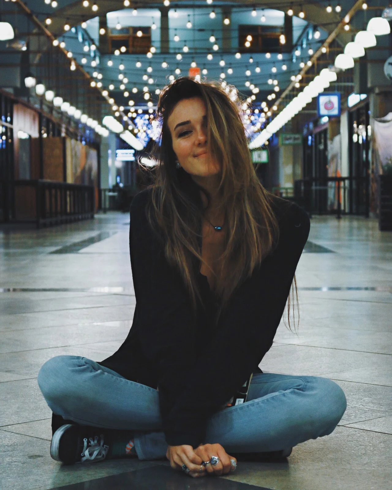 @delainagurzi