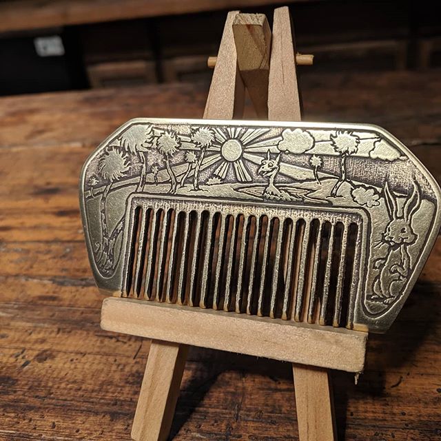 Custom handmade deco wallet comb for @senorbenip 
#nicholasknudsonart #drknudson