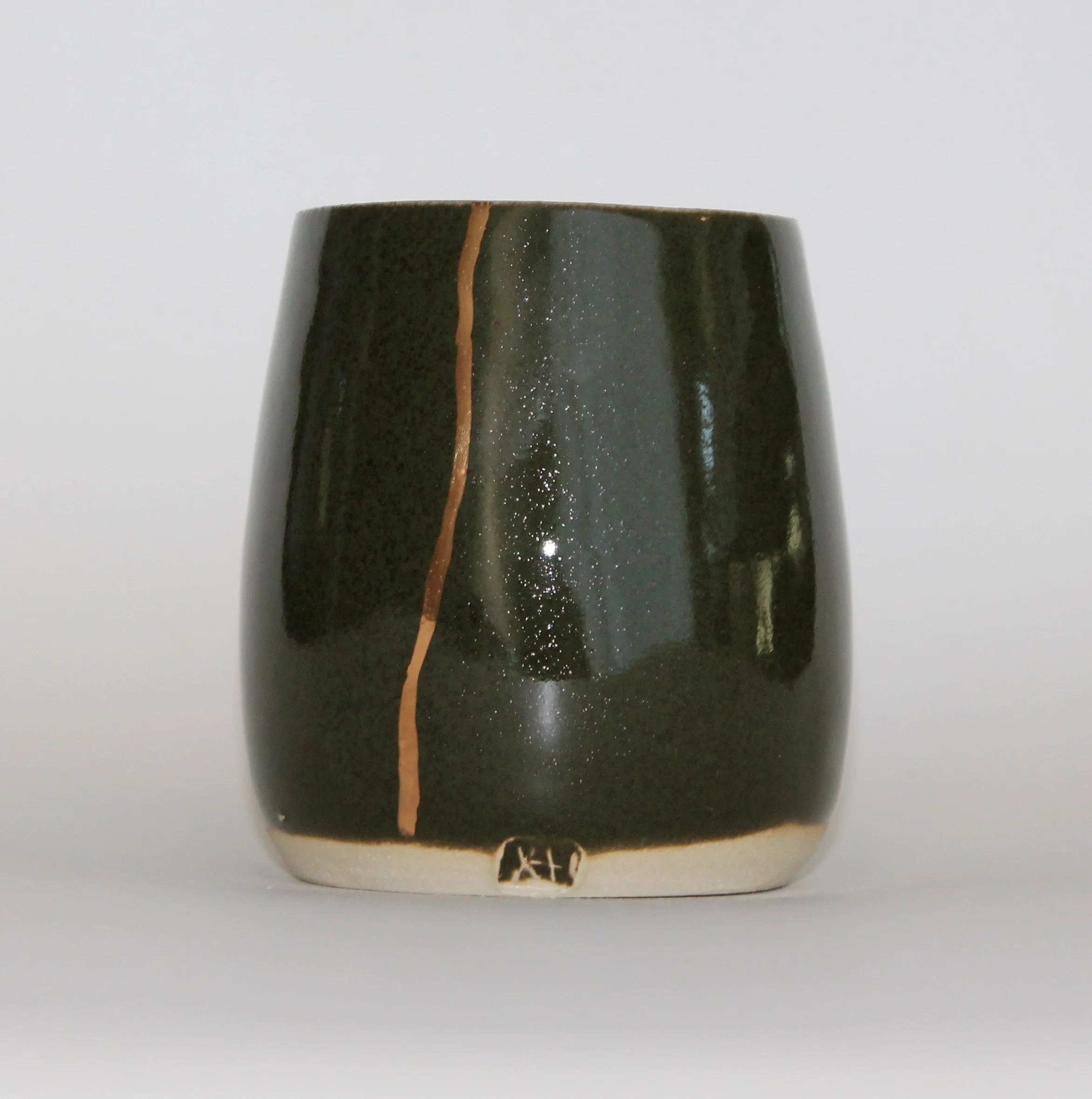 Gold & Green Wine Cup