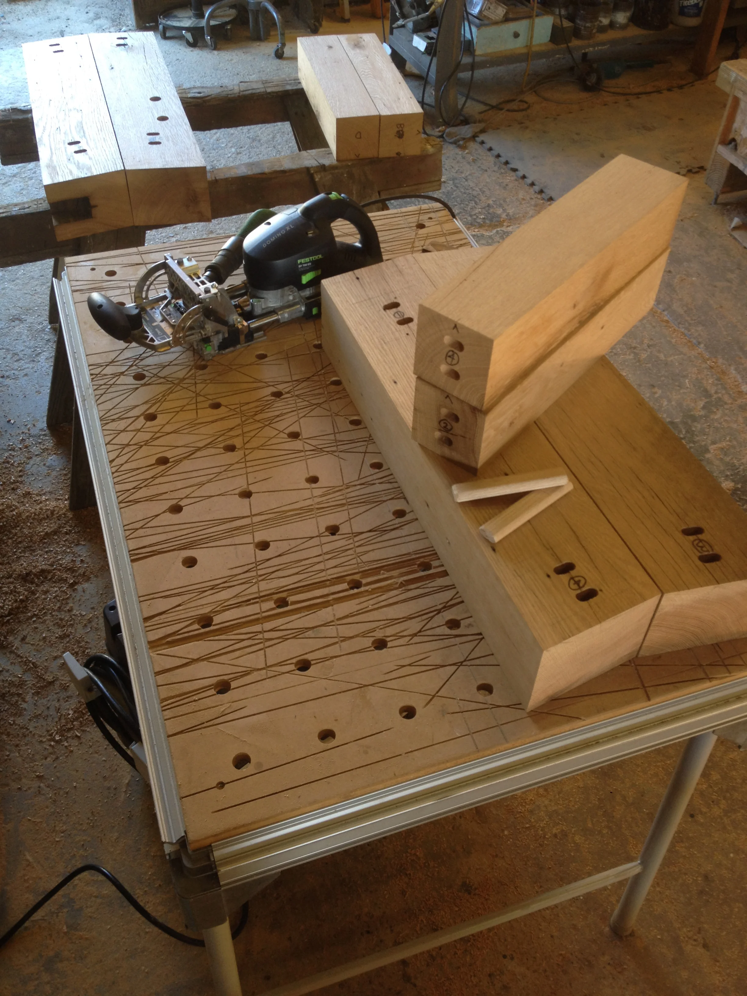 ben-riddering-farmhouse-table