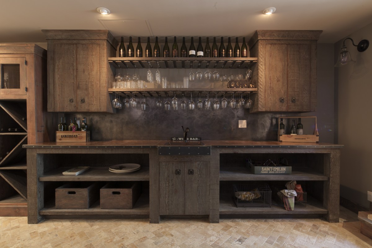 ben-riddering-wine-makers-cellar-2.jpg