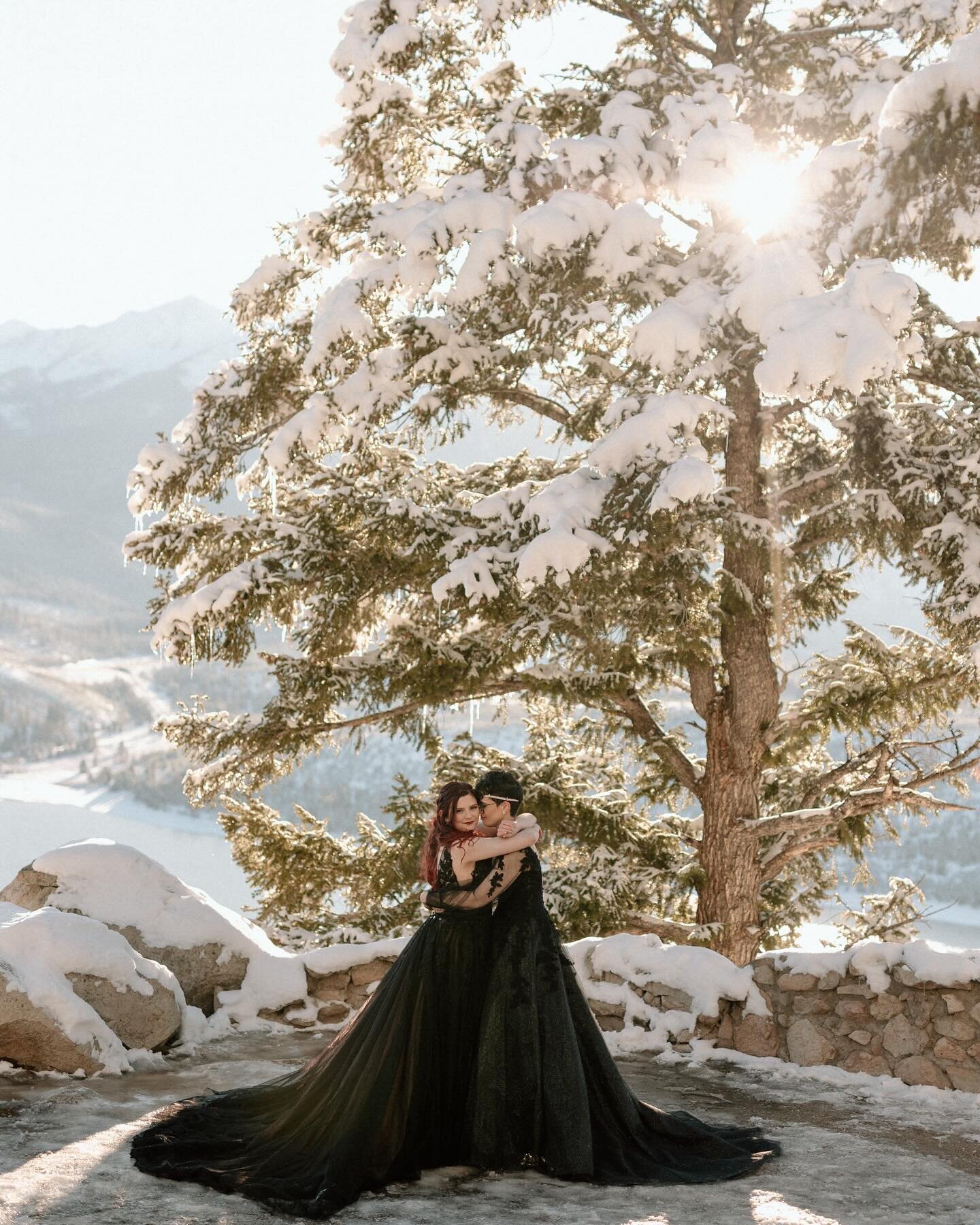 Jensen and Keila are proof that winter elopements are just magical 😍 also just obsessed with their black wedding dresses! I have a few more openings for 2024 elopements and am also now booking 2025 so let&rsquo;s chat about what your perfect elopeme