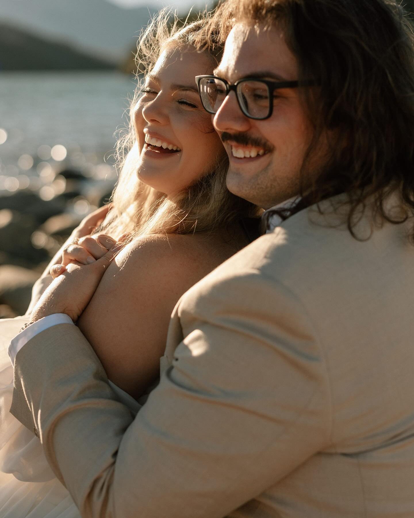 It&rsquo;s about dang time I share more of Trinity &amp; Griffin&rsquo;s elopement by the water&hellip; this day felt effortless. I love the stillness of elopements like these - the quiet space where couples have time to focus on each other and take 