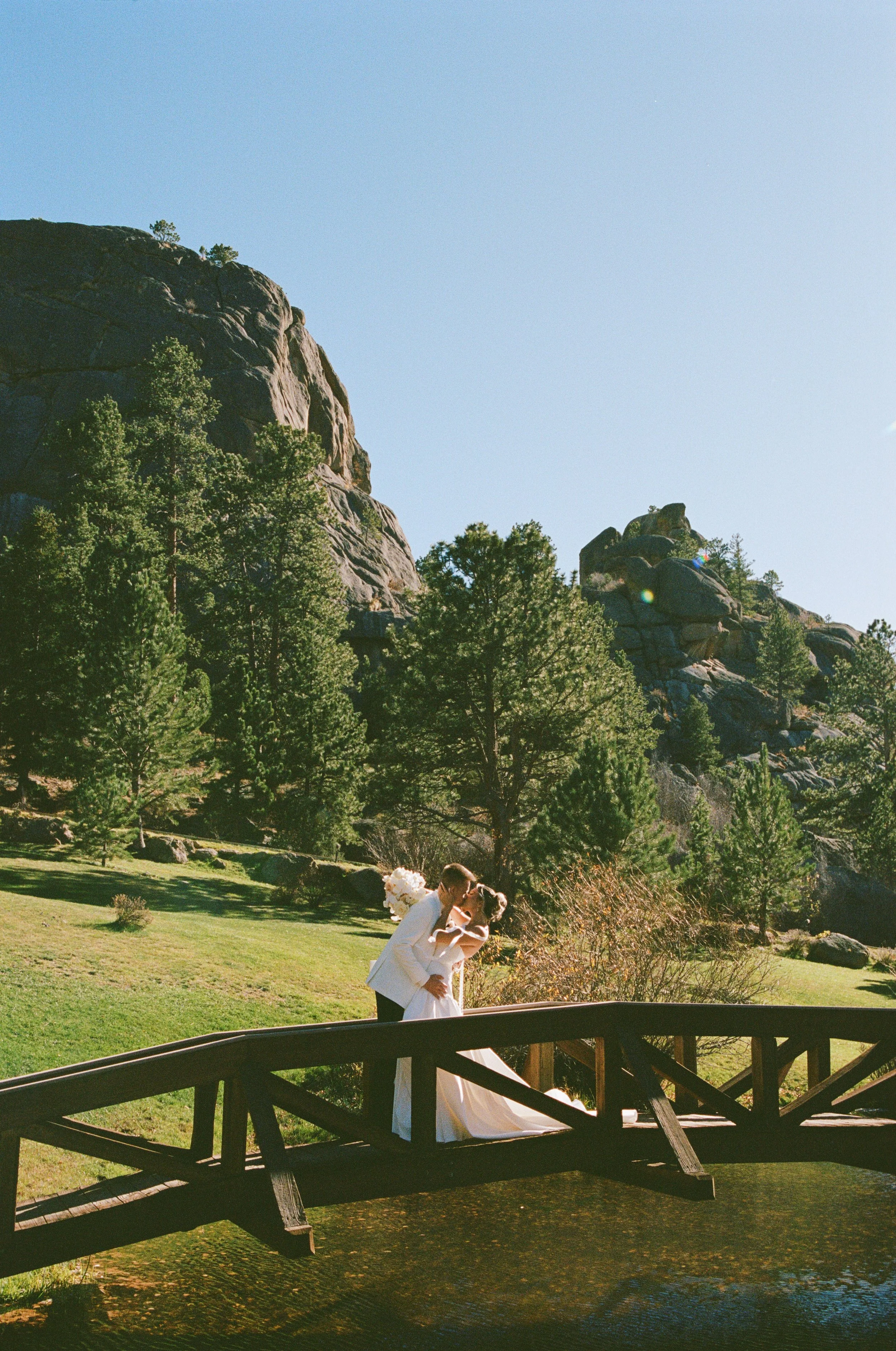 Cam+Matt+35mmFilm+ColoradoWeddingPhotography-16.jpg