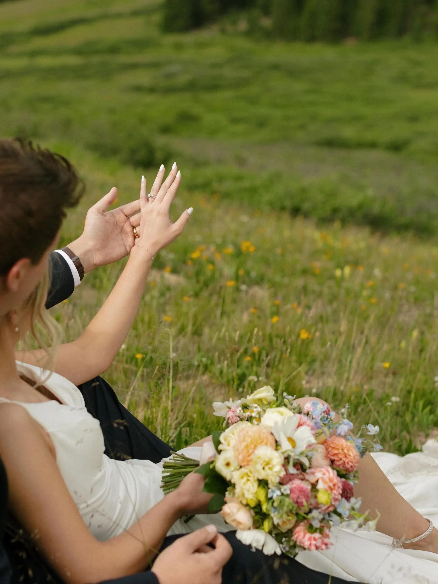 Tristin and Matt&rsquo;s Leadville elopement was a day I&rsquo;ll stay thinking about! We started by the water with a first look, private vows, and ceremony surrounded by their loved ones and of course their dogs. 

Then I got to do something that wa