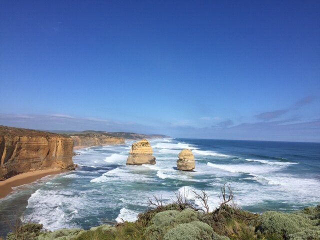 The Great Ocean Road Tour &amp; The 12 Apostles.
