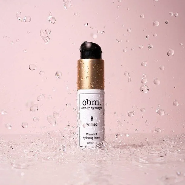 ✨Monday✨

Start your day off with a coffee and our Hydrating Primer. 

😍