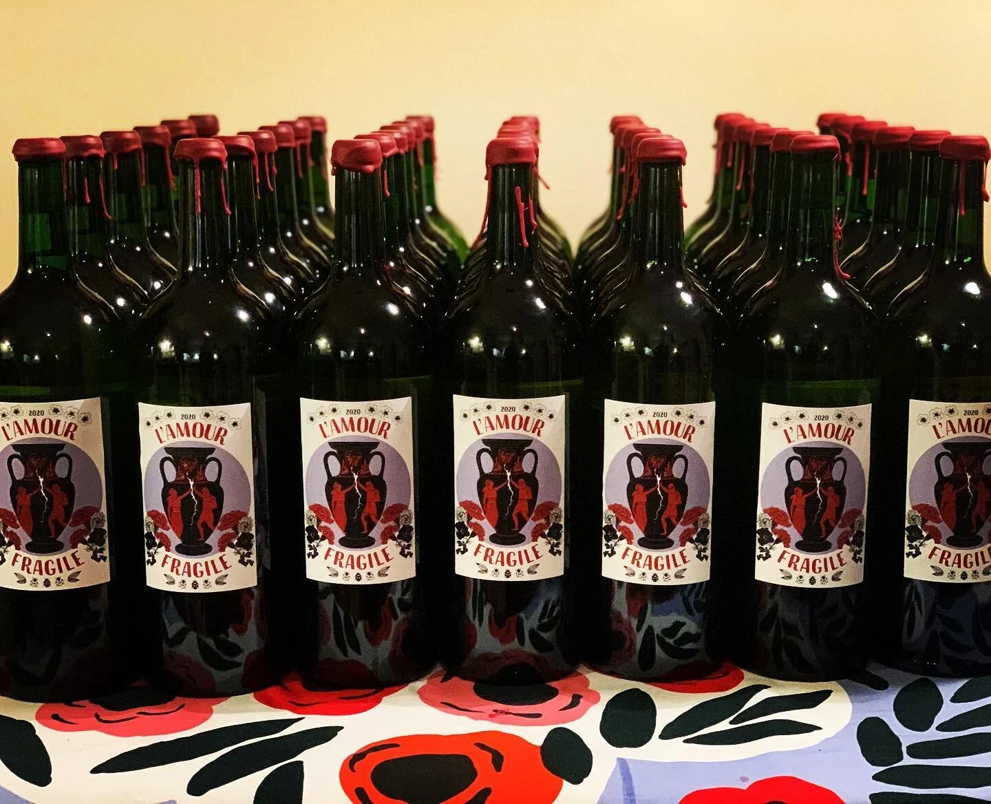 Special delivery for a special client! L’Amour Fragile 2020 is out now, only 800 bottles and 50 magnums made! πͺπΌπΊπ₯ #charivariwines #lamourfragile #amphorawine #skincontactwine