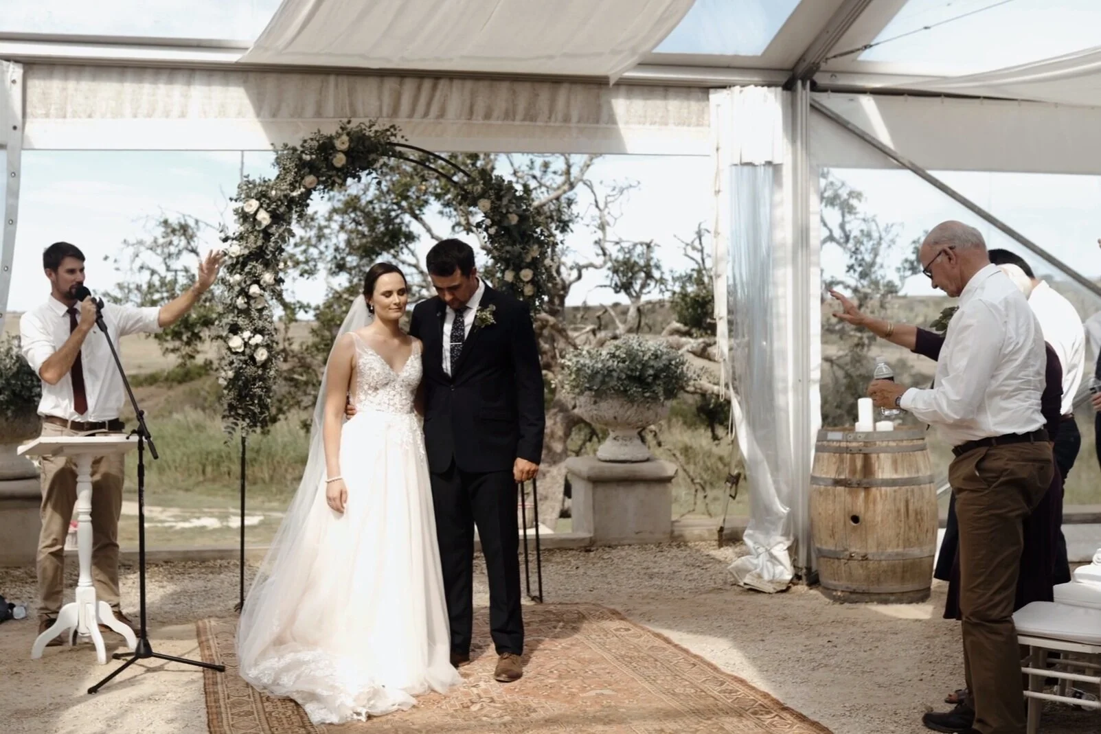 JULIAN &amp; TAMRYN
