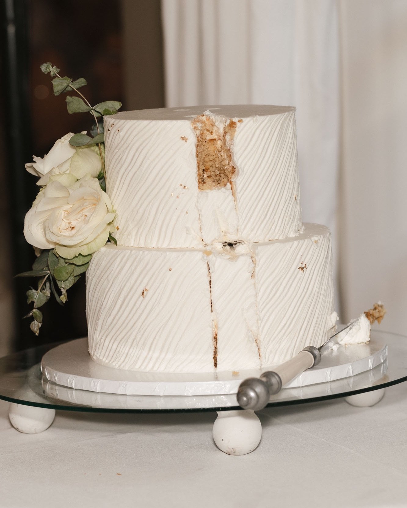 Cake cutting