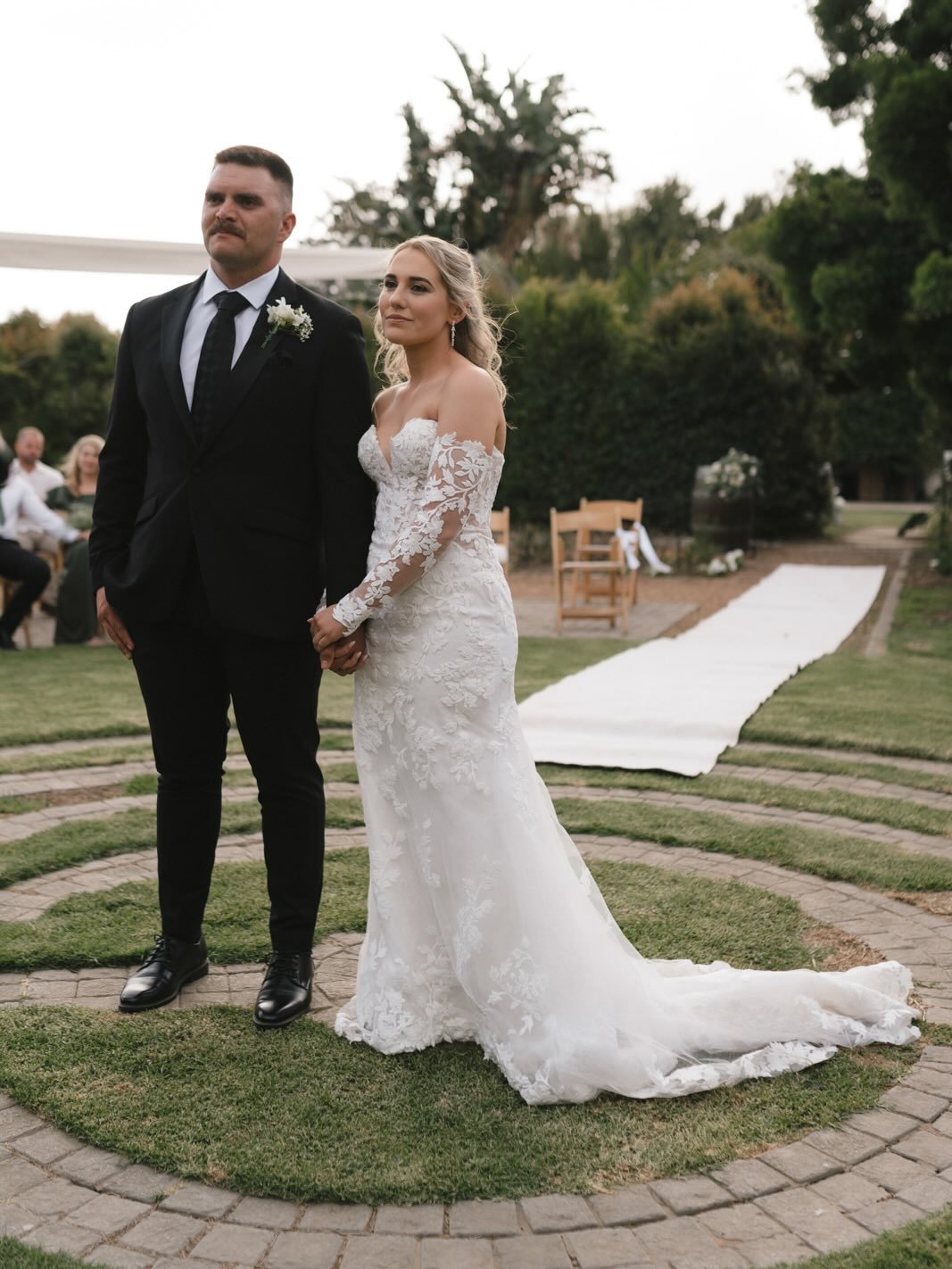 Our favourite ceremony setup of 2025.
A circular garden design that created intimacy while staying open to its surroundings. Soft florals, a flowing aisle, and a layout that invited everyone in without pulling focus. Thoughtful, balanced, and visuall
