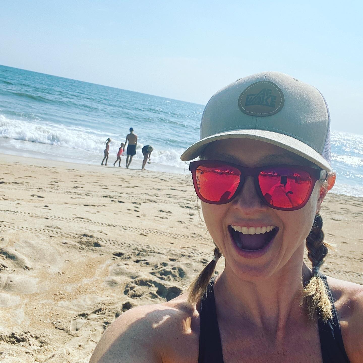 Ode to our final summer 2020 beach week:
Thank you virtual work for allowing us to travel. But damned you for getting in the way. The beach waves are mighty and slam sand into bodies. Connecting with nature is a win any day. @sunbum sunscreen you sav