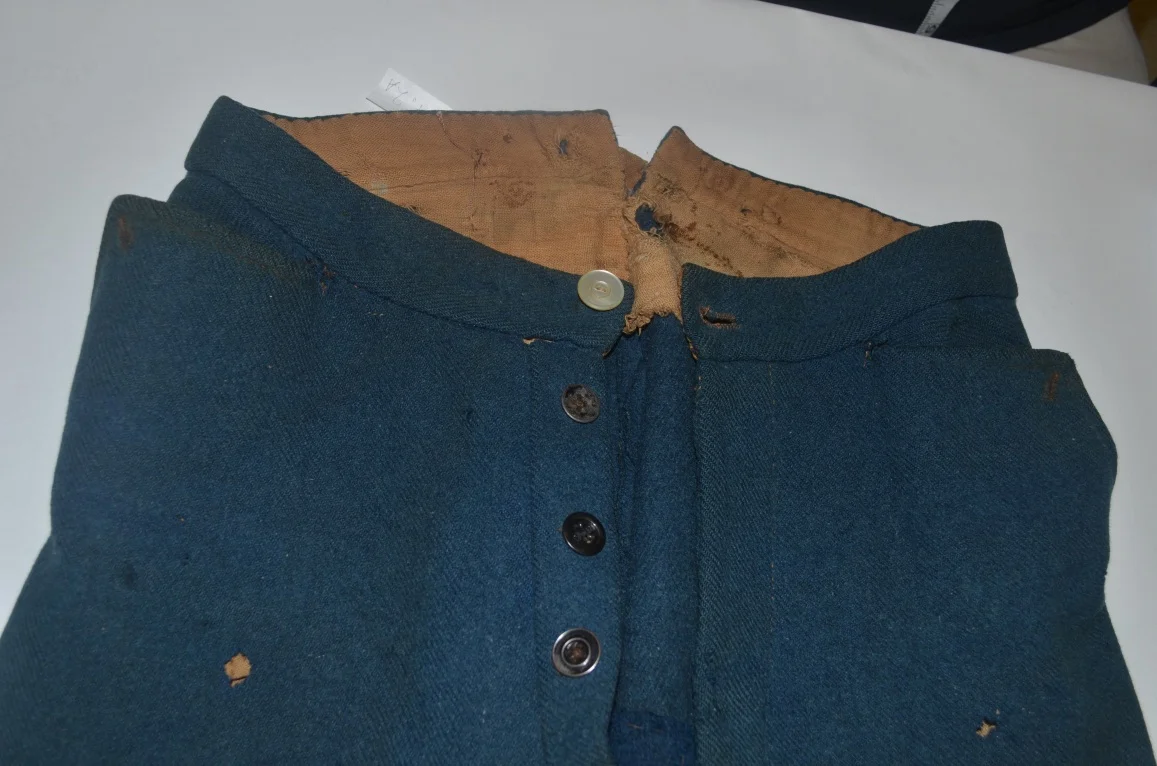 trousers-1.jpg