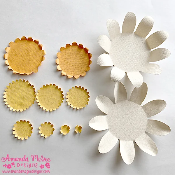 AmandaMcGee_3DFunFlower5Instructions-1.jpg