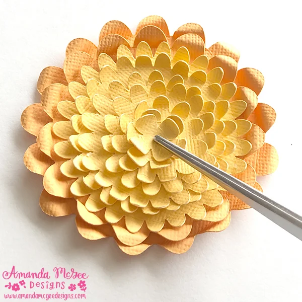 AmandaMcGee_3DFunFlower5Instructions-7.jpg