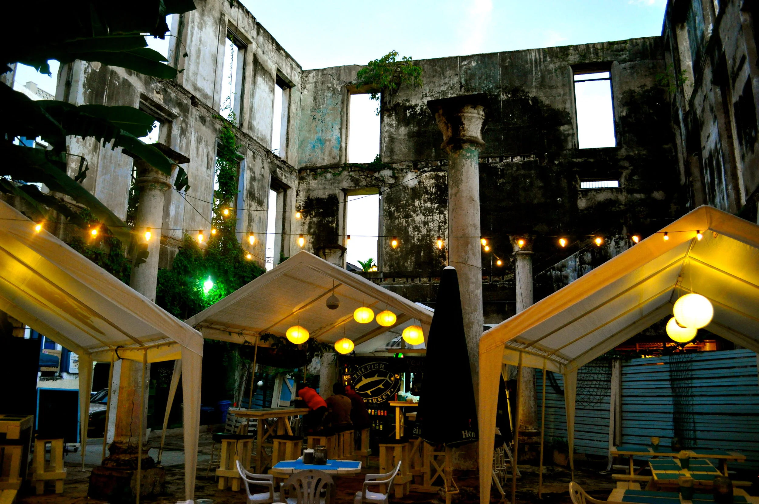 Out of the ruins in Panama City, businesses create a fresh start