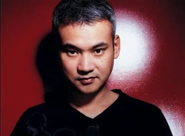 SATOSHI TOMIIE