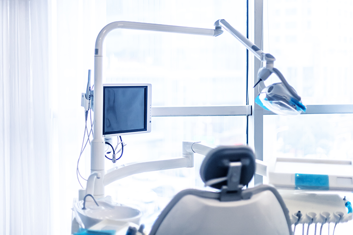 Koster_Denture_Clinic_Winnipeg.png
