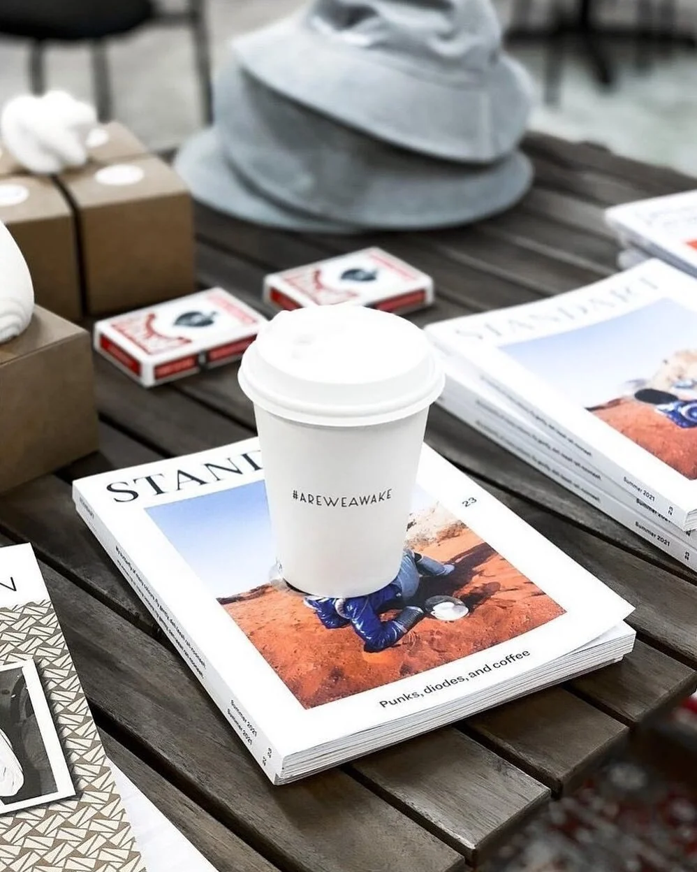 midweek reads and caffeine // @na.althawadi