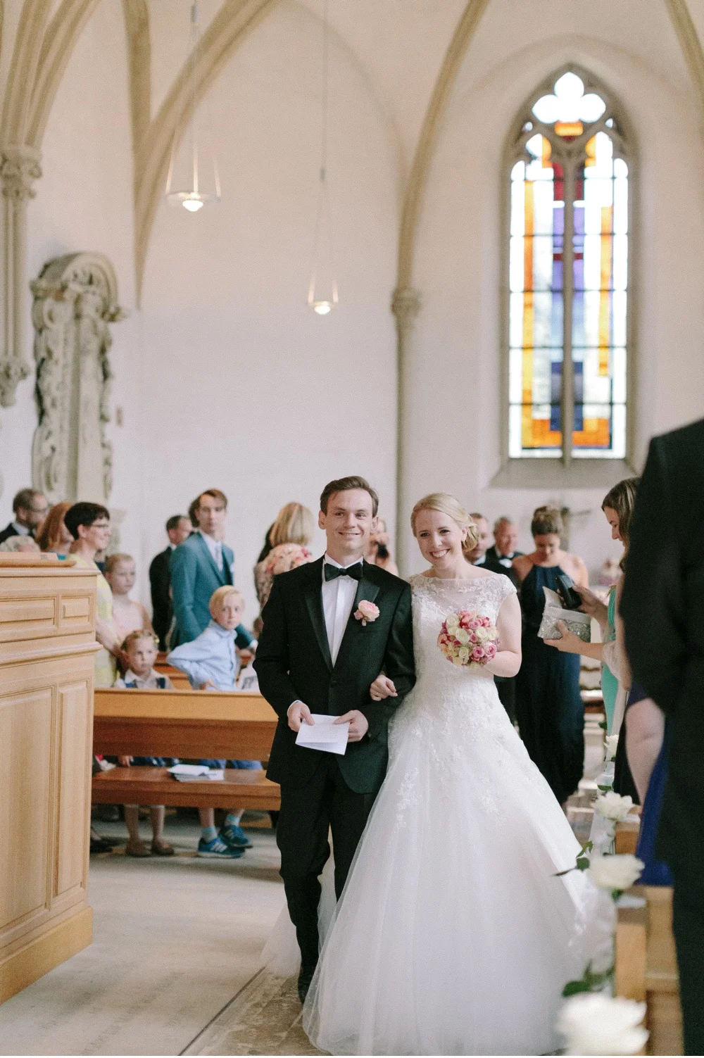 Classy_Norwegian_Wedding_WeddingPhotographer©MadalinaSheldon_0006.jpg