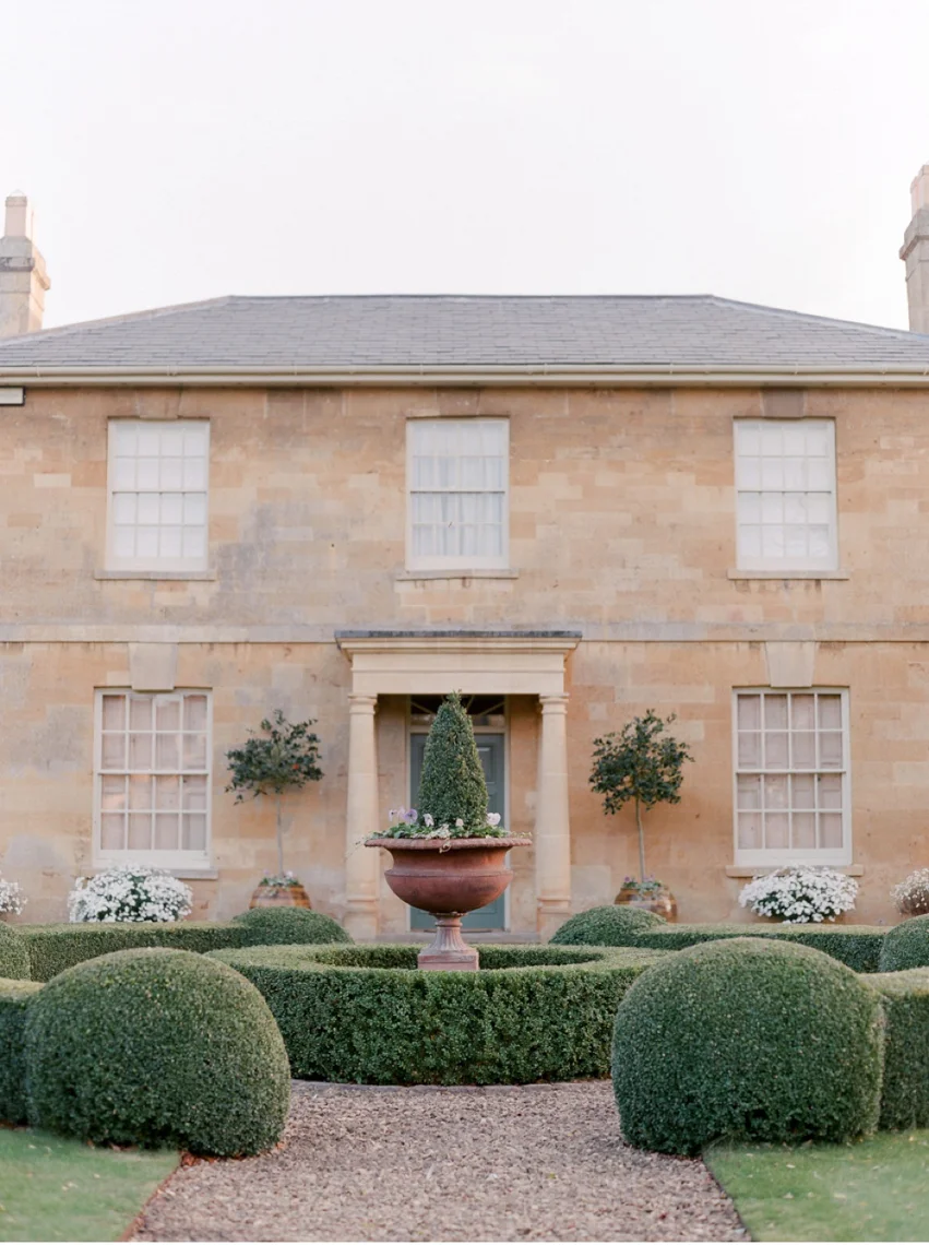 Cotswolds_WeddingPhotographer_UK©MadalinaSheldon_2.jpg