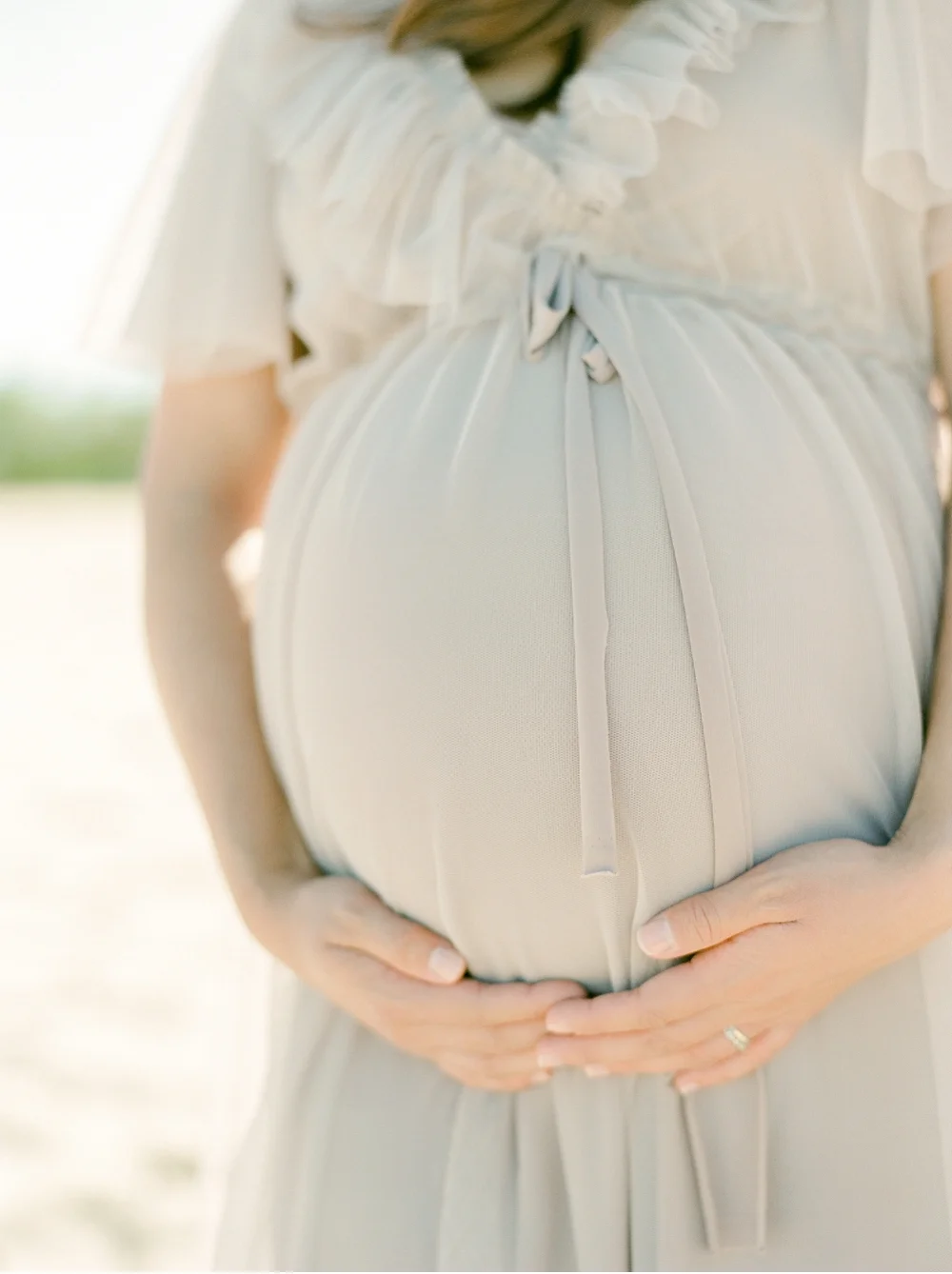 Maternity_Session_BabyBauch_Silbersee©MadalinaSheldon__0012.jpg