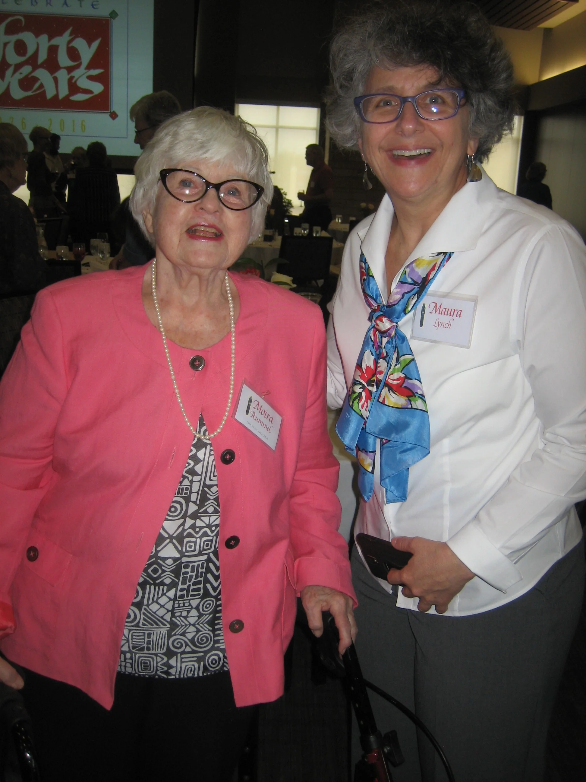 16evt04-maura-and-moira.jpg