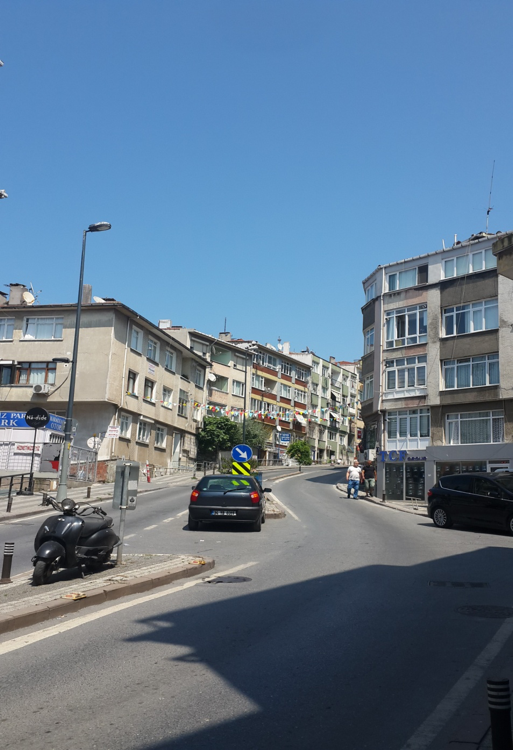 The steep road up the hill of Üsküdar neighborhood. 