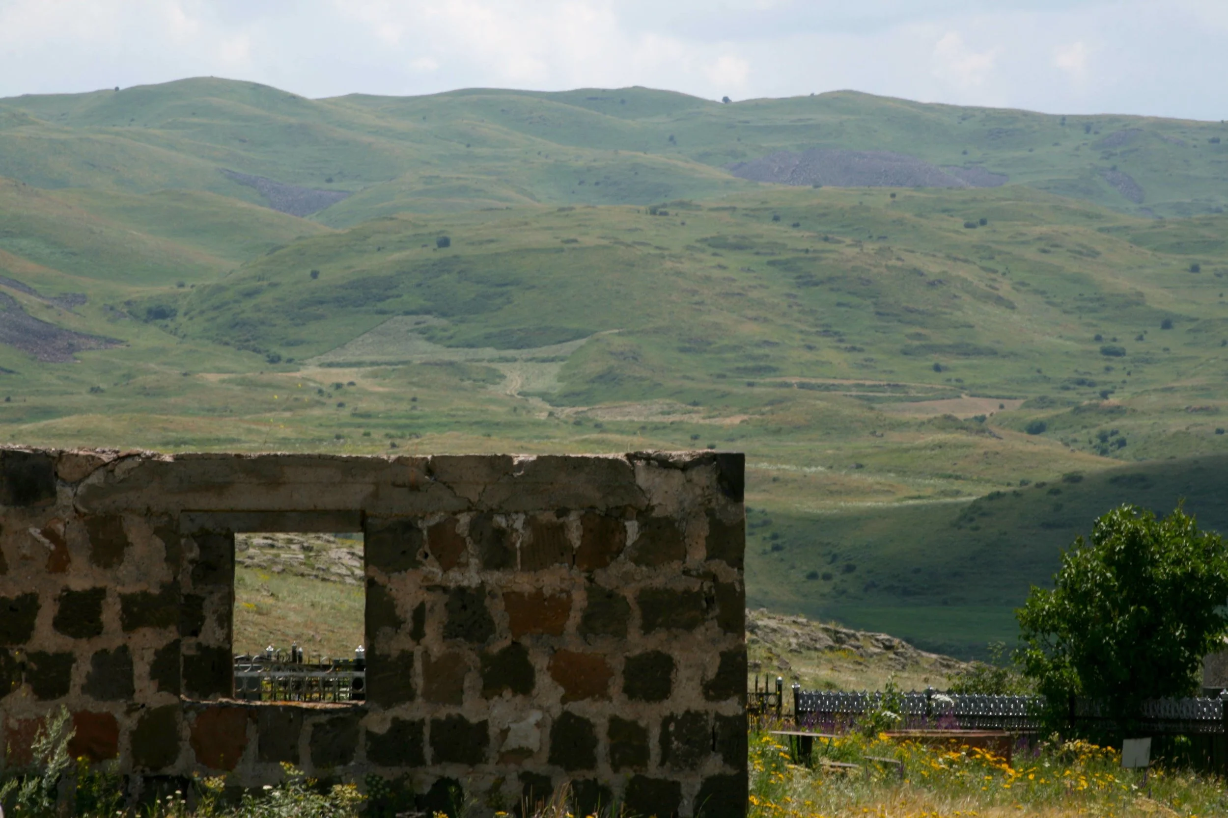Original photograph by Mariam Khudikyan.