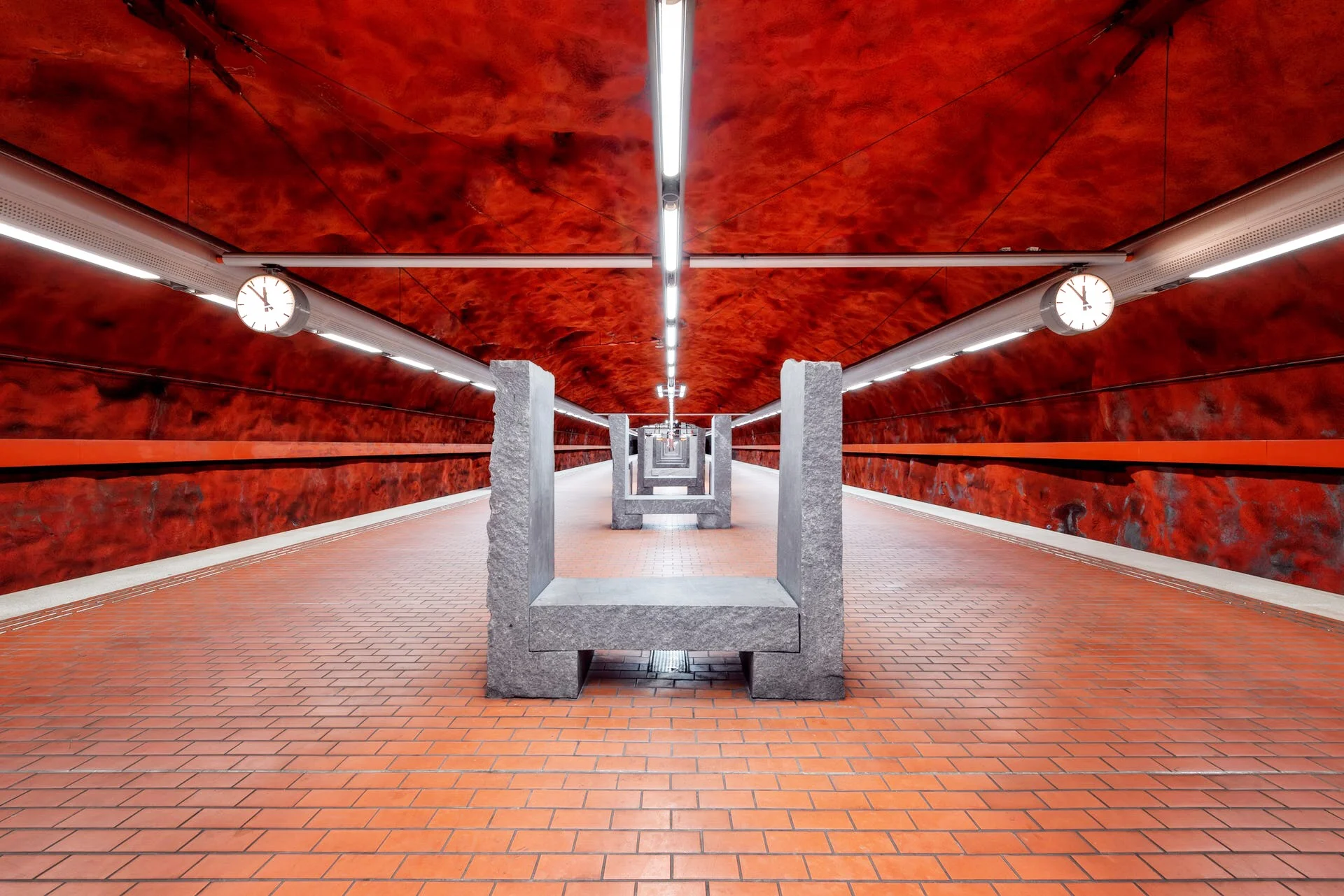 stockholmmetrostation.jpg