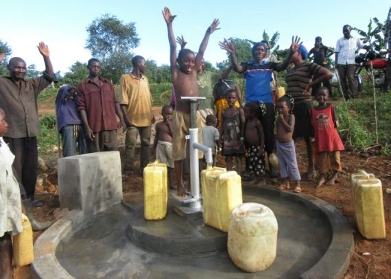 The-joy-of-clean-water-in-Magungu-village-570x407.jpg