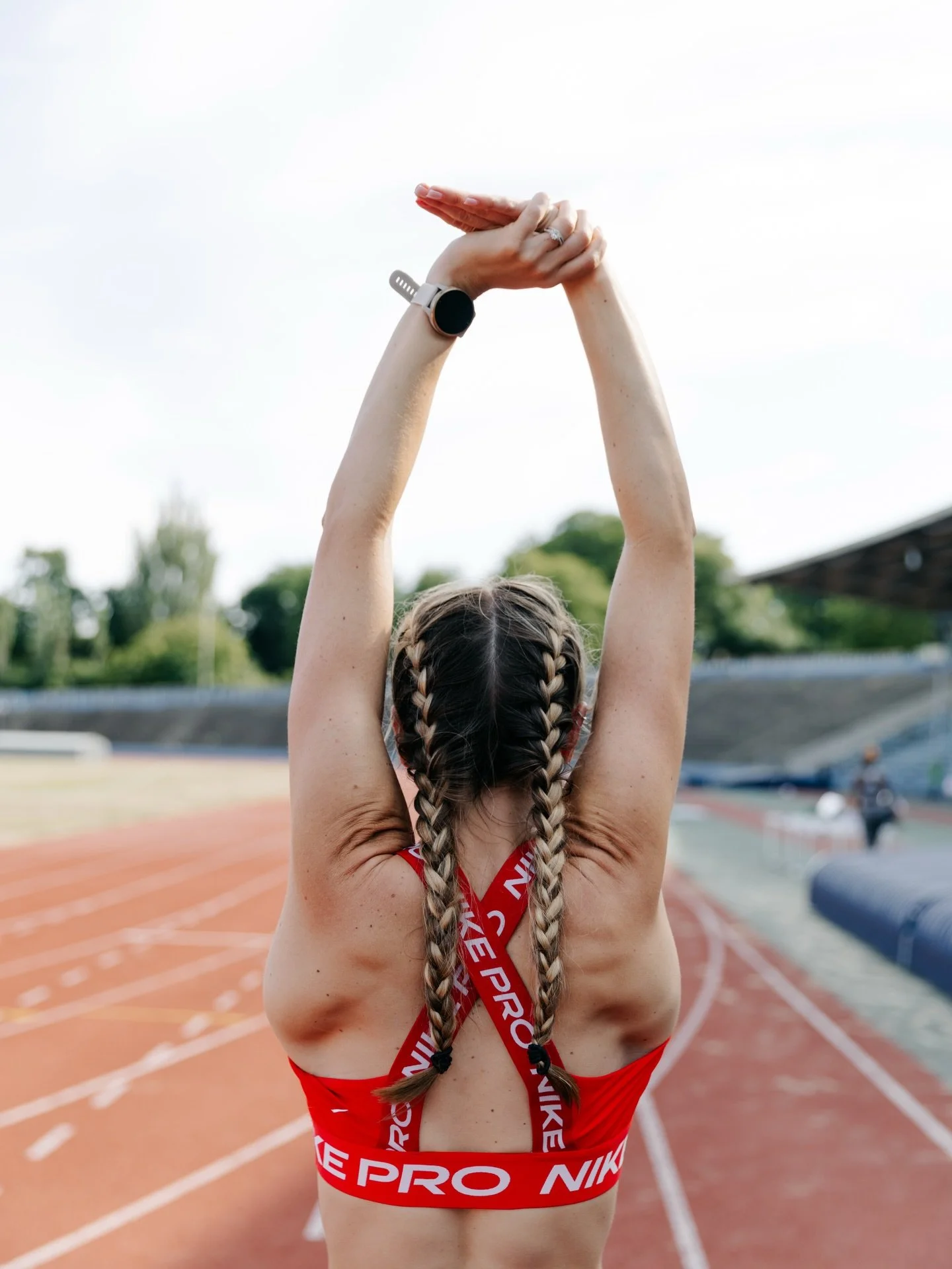 Online sessions. Real results. 💫
-
&bull; Tailored training plans built around you
&bull; Strategic, progressive programming 
&bull; Accountability that keeps you moving forward
&bull; Regular fitness challenges to track progress and keep momentum h