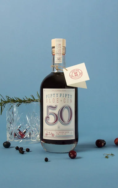 Motiv 4 der Fifty Fifty Sloe Gin Special Edition | sons of ipanema, Studio für Grafkidesign aus Köln