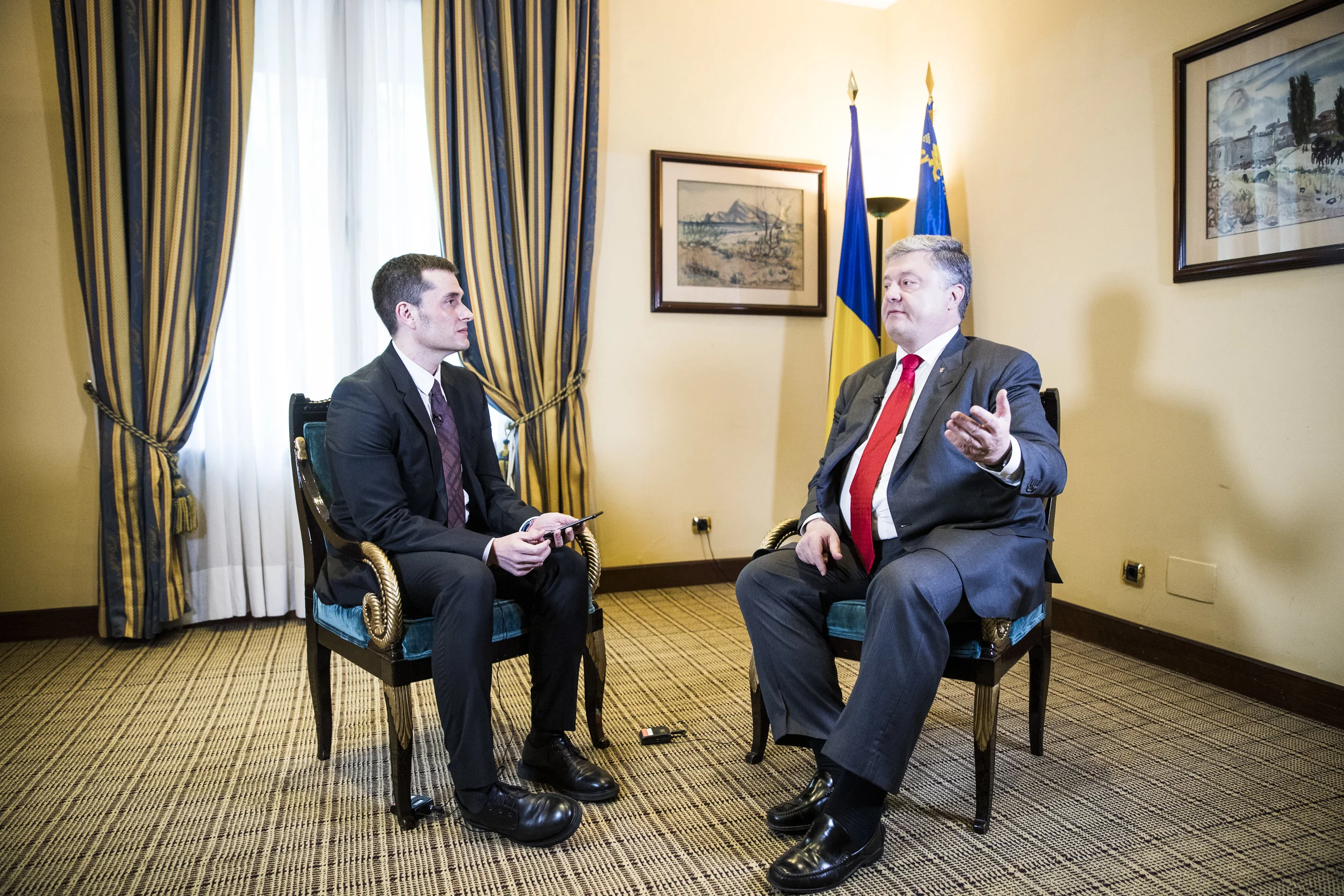 Poroshenko: “Russia is portraying Stalin as a hero of our time”