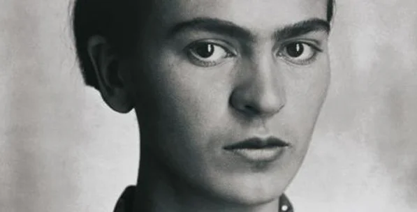 Frida_Kahlo,_by_Guillermo_Kahlo_2.jpg