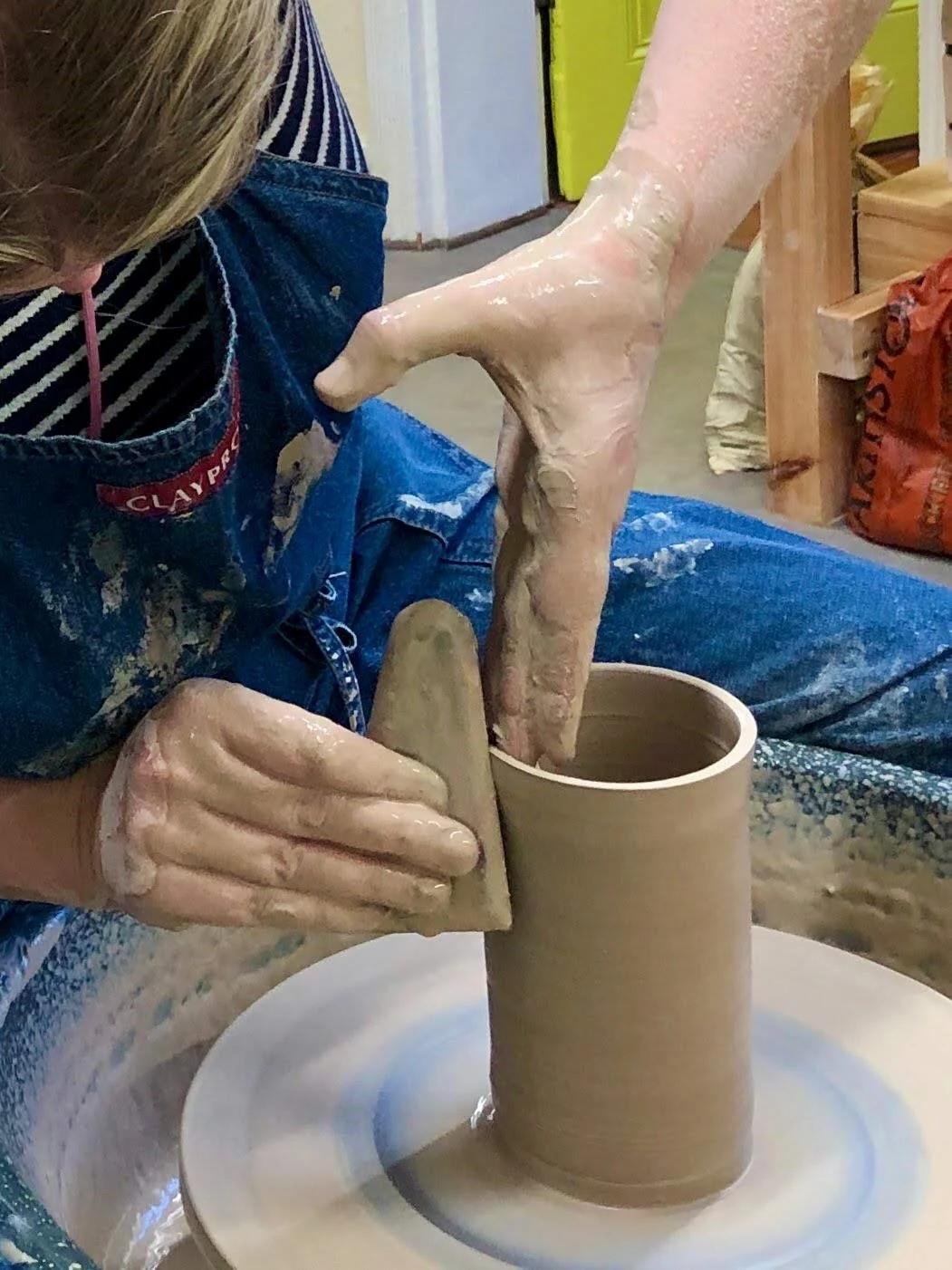 Pottery Masterclass - Intensive Wheel Throwing with Schneider