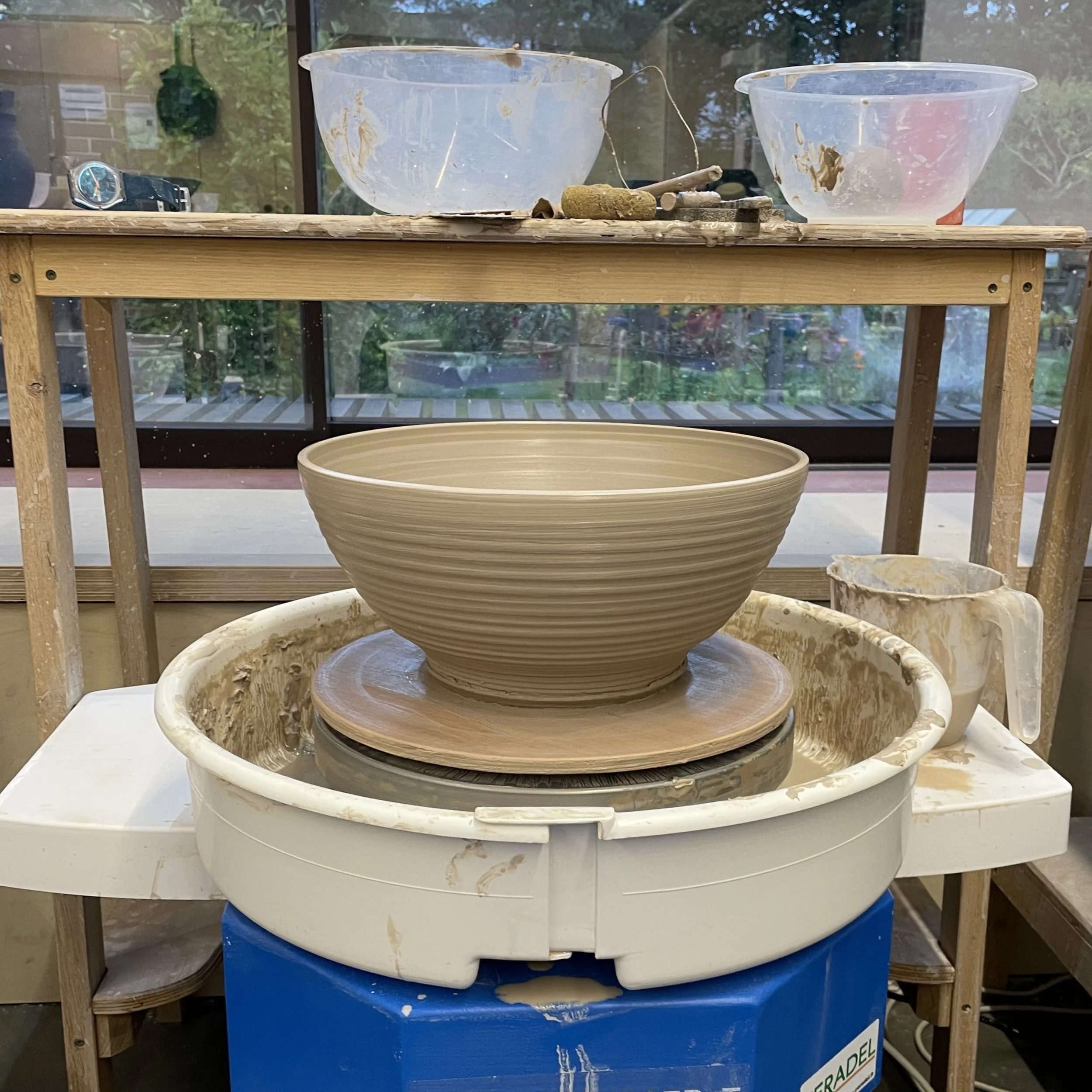 Throwing Big with Kyra Stratoudaki