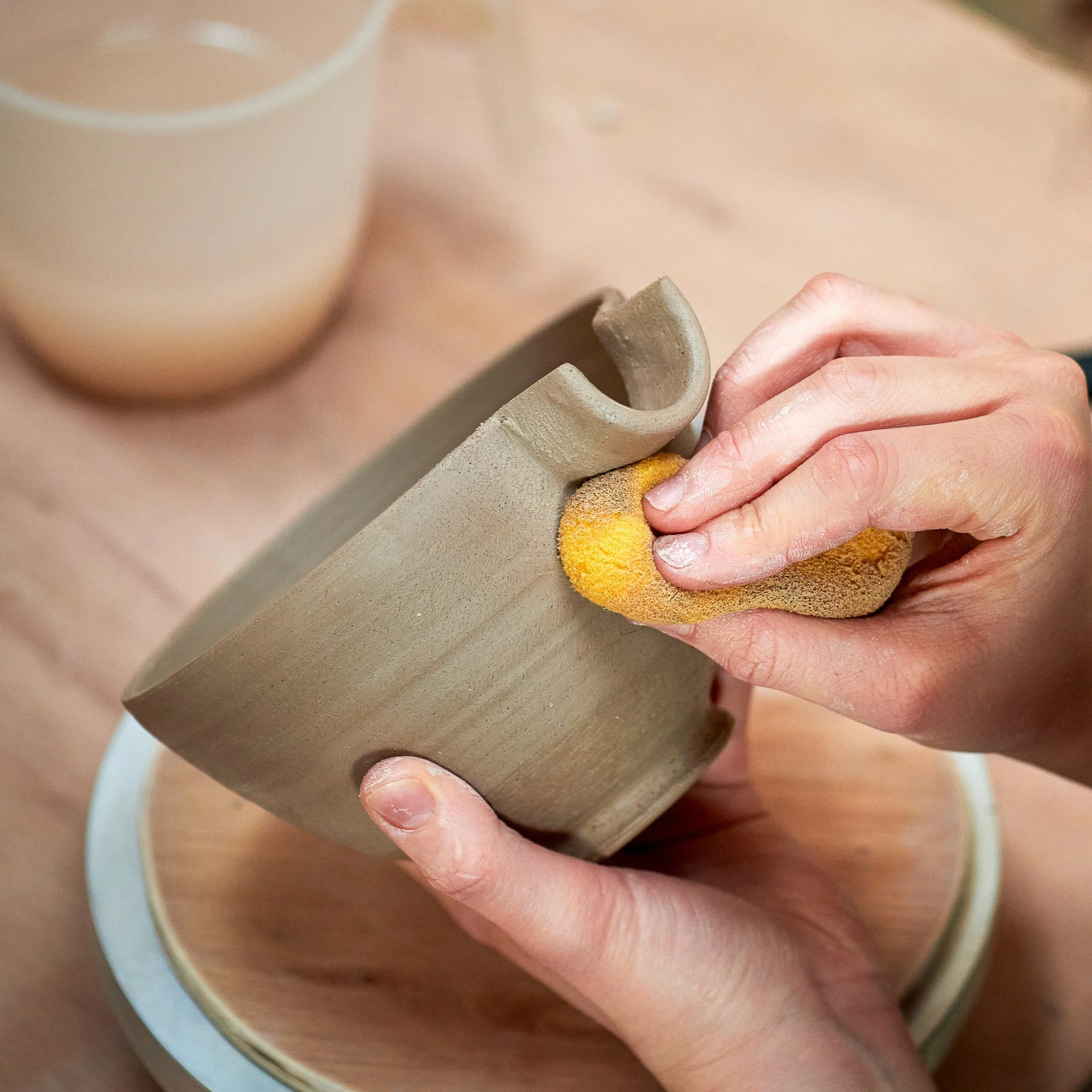 Hand-building - all levels, with Schneider - 6-week course for adults