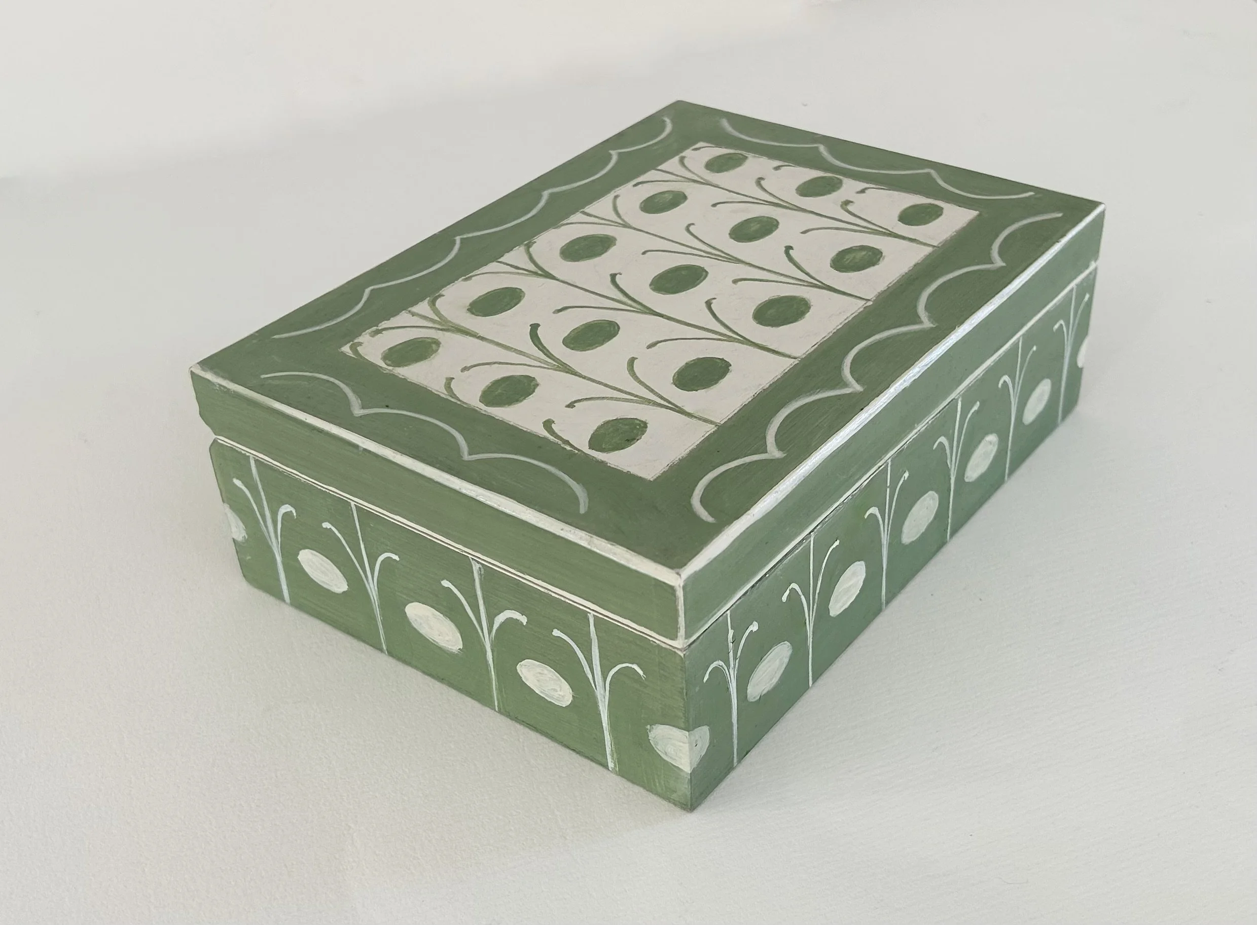 The Creative Arts Club: Art for All | Box of Delights – Hand Painted Designs