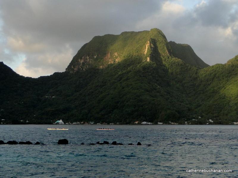 canoe_pago_harbor_samoa_catherine_buchanan.jpg