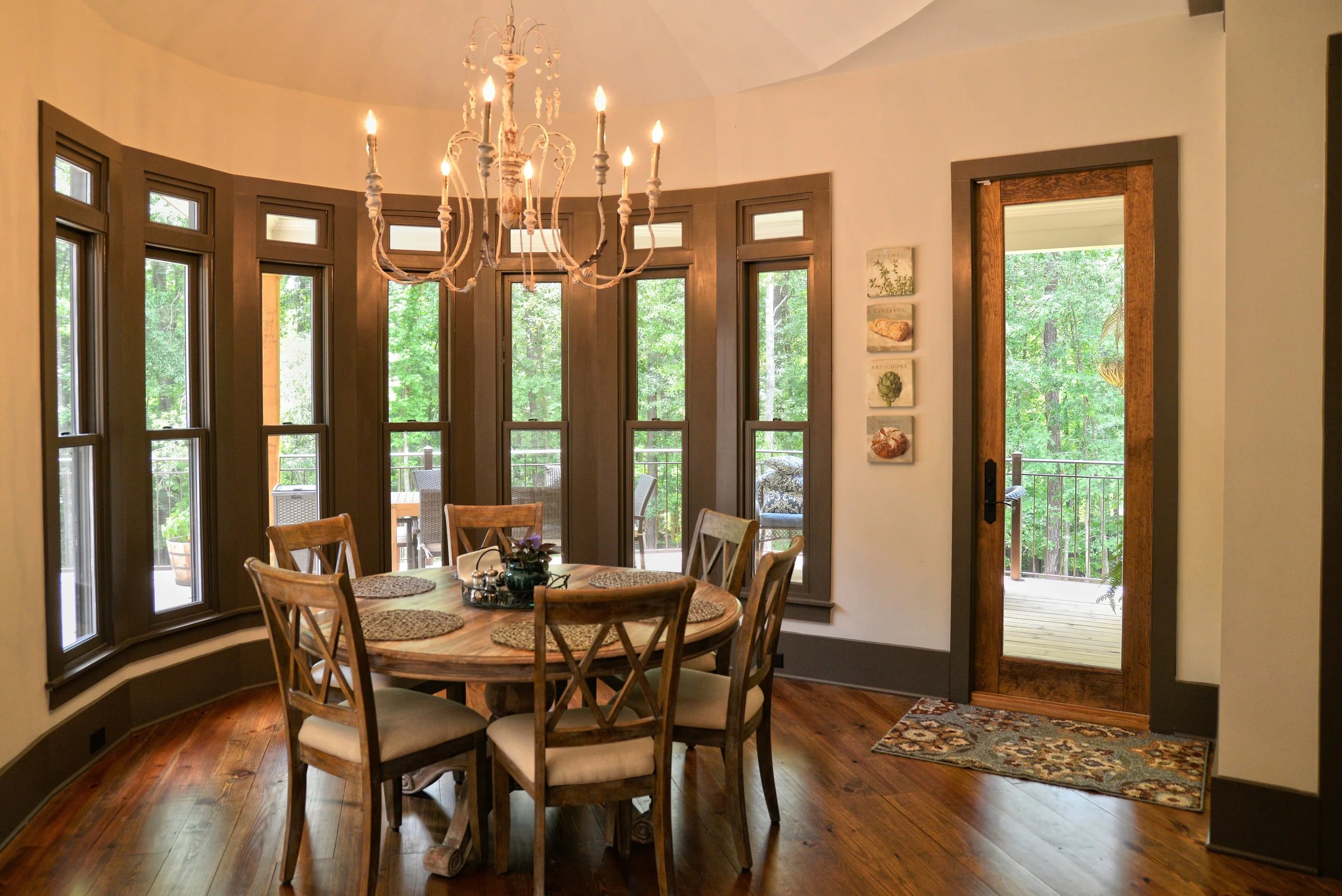 Kitchen Nook.jpg