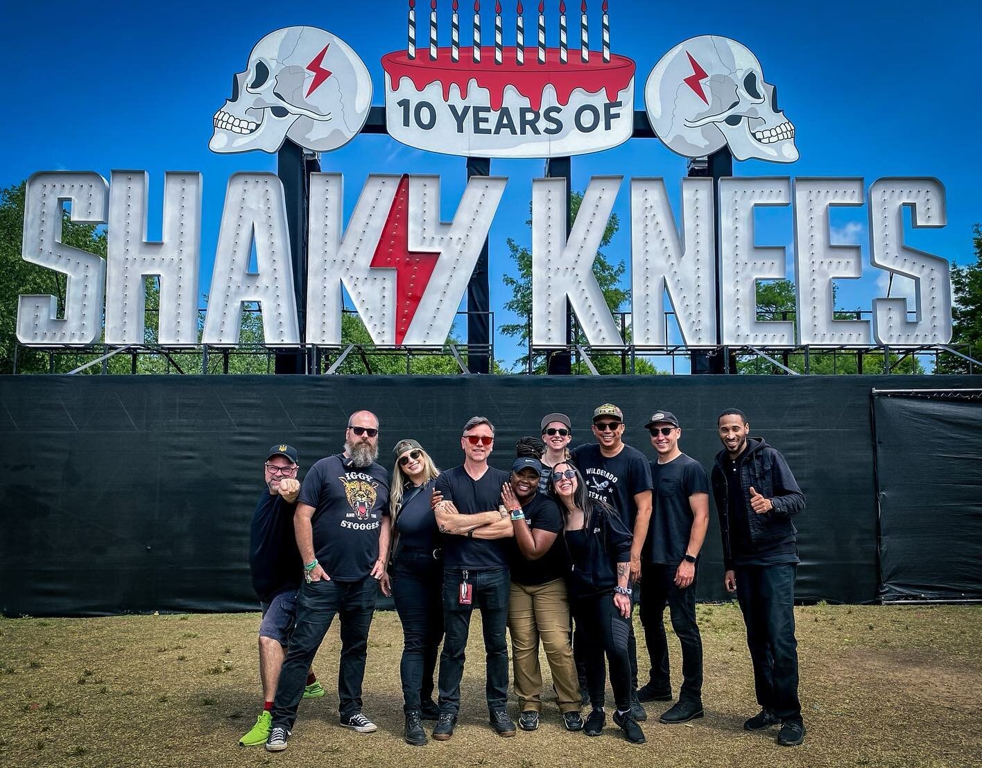 Top shelf teams for an absolute banger of a weekend @shakykneesfest to celebrate TEN YEARS!