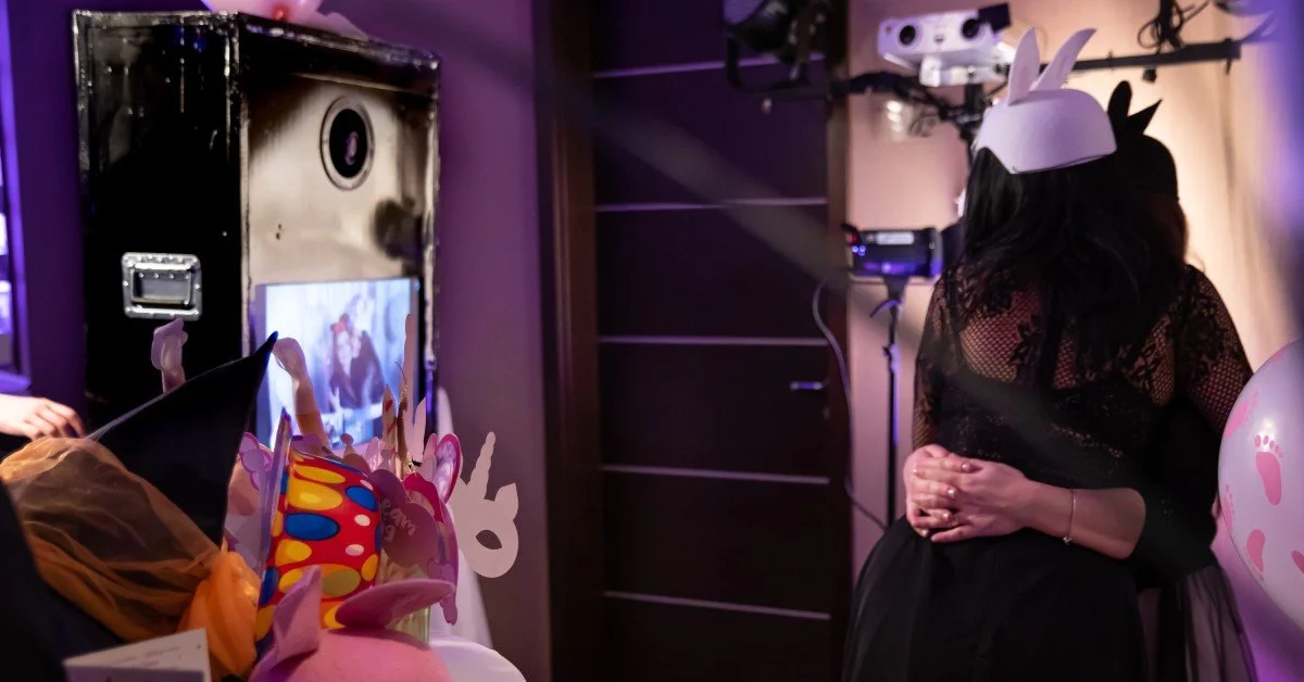 How To Avoid Long Photo Booth Lines at Your Event