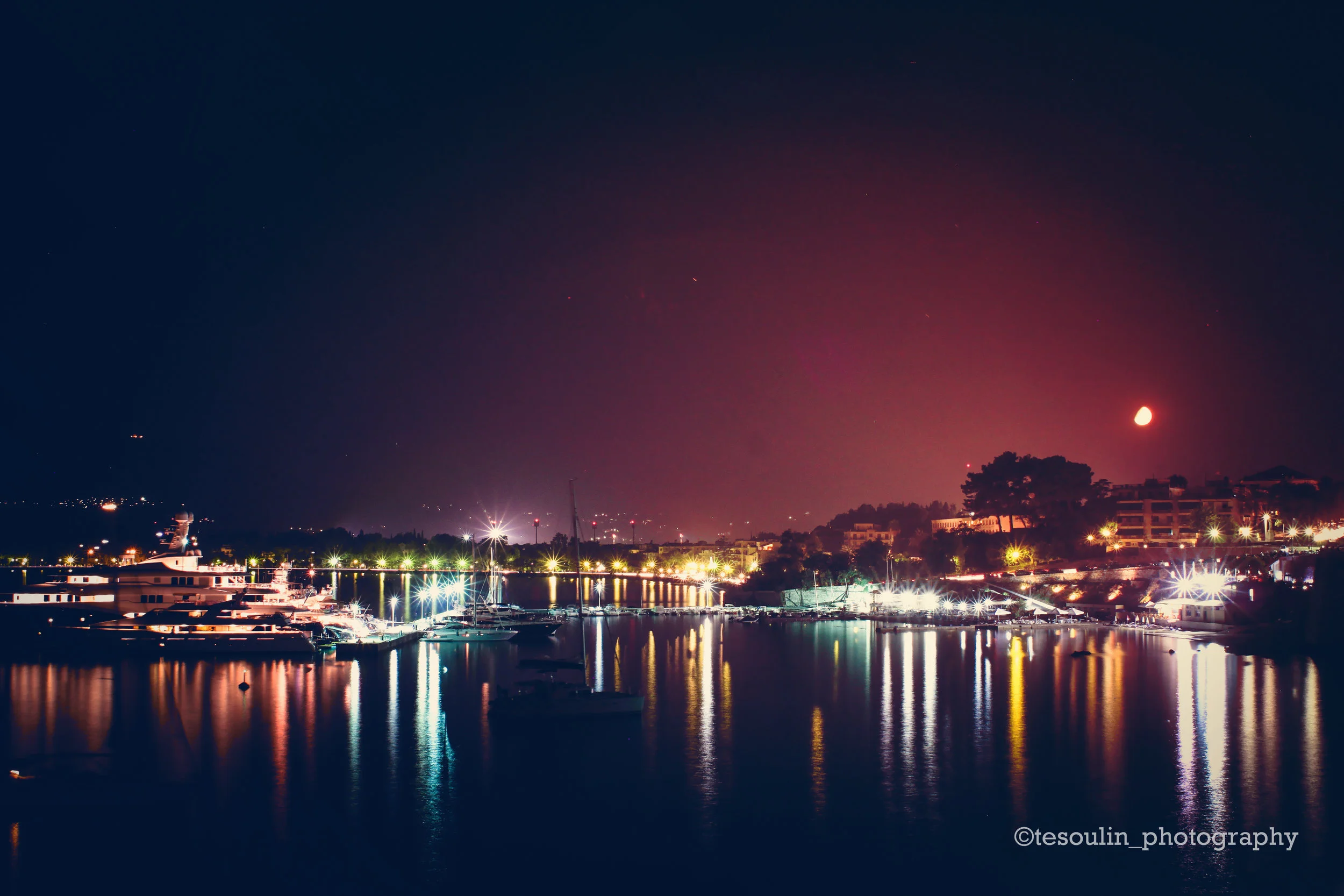 On waiting and creating